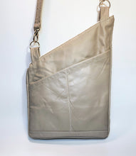 Load image into Gallery viewer, Kirsten Upcycled Car Seat Leather Bag