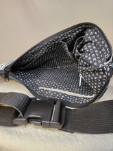 Load image into Gallery viewer, Front Bag Grey & Black