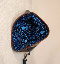 Load image into Gallery viewer, Kay Double Pocket Wristlet