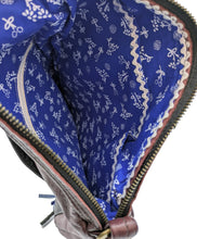 Load image into Gallery viewer, Fringy Vest Kirsten Leather Bag