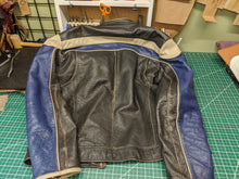 Load image into Gallery viewer, Casey Leather Weekender Bag
