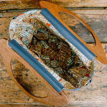 Load image into Gallery viewer, Handles of Wood Leather Bag