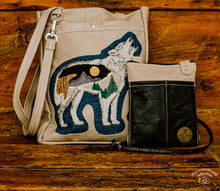 Load image into Gallery viewer, The Wolf Two-In-One Leather Tote