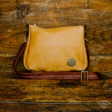 Load image into Gallery viewer, Karol Crossbody Leather Bag