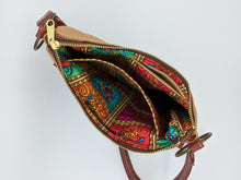 Load image into Gallery viewer, Karol Crossbody Leather Bag