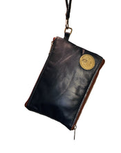 Load image into Gallery viewer, Kay Double Pocket Wristlet
