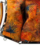 Load image into Gallery viewer, Leather Snap Couch Clutch
